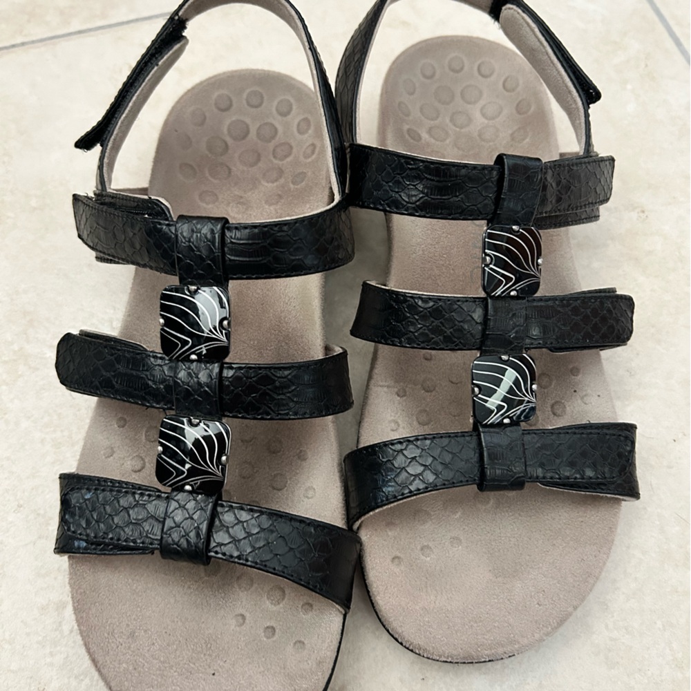 Vionic Amber women’s size 8